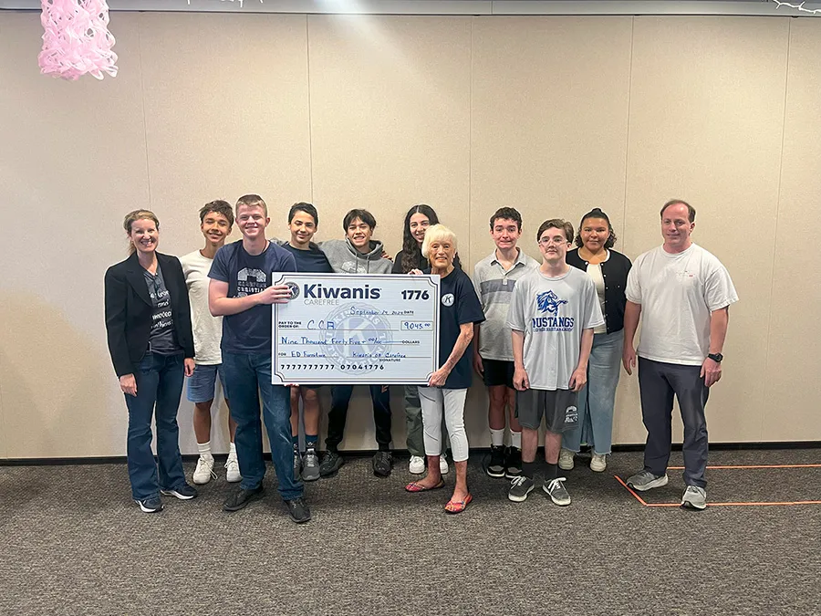 kiwanis-grant-1 Kiwanis grant for new desks